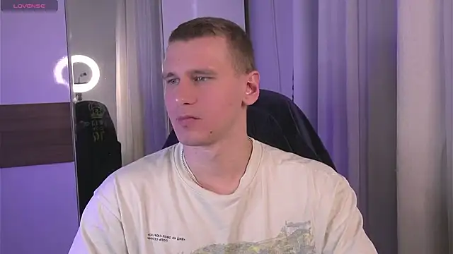 Snapshot of vance_rulez chatting on 11-28-25, 07:00 vance rulez online show from 11-28-25, 07:00