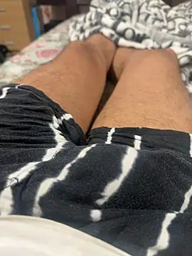 Snapshot of sonug0912 chatting on 10-29-25, 09:27 sonug0912 online show from 10-29-25, 09:27