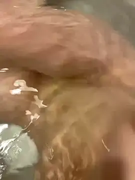 mochi mo chi  online show from 12-17-24, 01:49