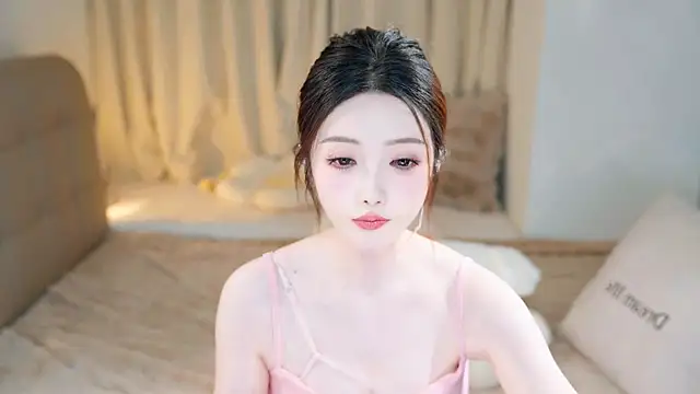 Eimile online show from 03-07-25, 03:07