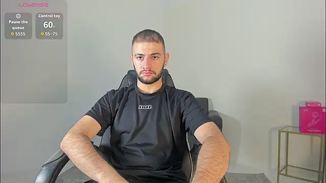 MaximusDick1  online show from 07-30-26, 12:15