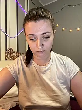 Snapshot of Jadelli chatting on 02-27-25, 05:15 Jadelli online show from 02-27-25, 05:15