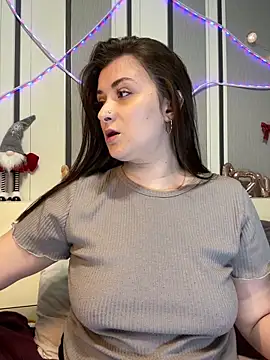 Snapshot of Jadelli chatting on 02-28-25, 06:09 Jadelli online show from 02-28-25, 06:09