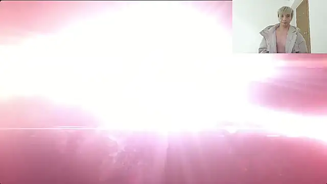 Snapshot of clisssx chatting on 12-26-24, 11:32 clisssx online show from 12-26-24, 11:32