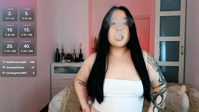 Snapshot of mei_honey_ chatting on 03-04-25, 05:24 mei honey  online show from 03-04-25, 05:24