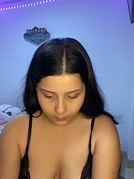 Snapshot of Sophie__Carter_ chatting on 10-24-25, 02:52 Sophie  Carter  online show from 10-24-25, 02:52