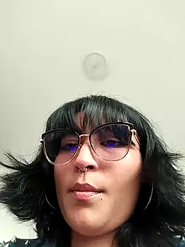 Snapshot of Pauilina chatting on 01-08-25, 10:27 Pauilina online show from 01-08-25, 10:27