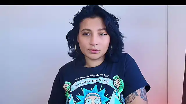 Snapshot of Pauilina chatting on 01-22-25, 01:32 Pauilina online show from 01-22-25, 01:32