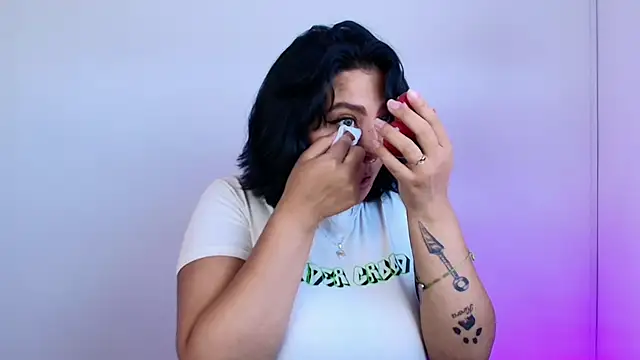 Snapshot of Pauilina chatting on 01-23-25, 01:35 Pauilina online show from 01-23-25, 01:35