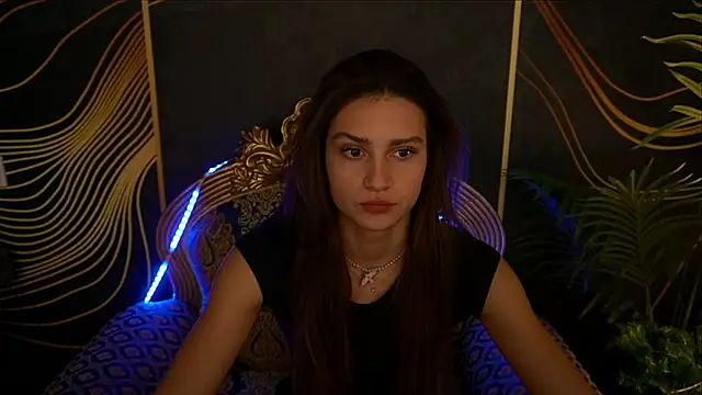 ValeryRoyale online show from 01-29-25, 02:10