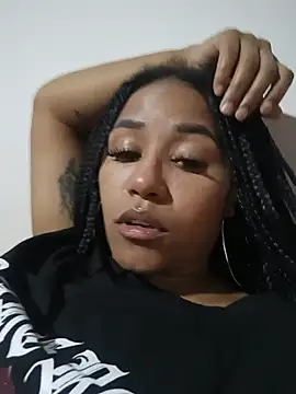 Snapshot of devi_black13_ chatting on 07-03-26, 11:33 devi black13 online show from 07-03-26, 11:33