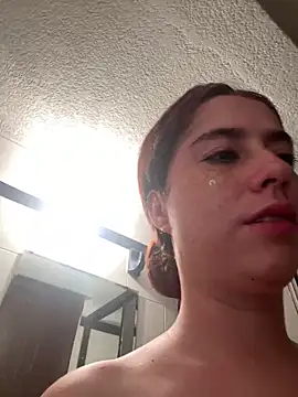 Snapshot of HannaSmiith chatting on 03-11-25, 10:29 HannaSmiith online show from 03-11-25, 10:29