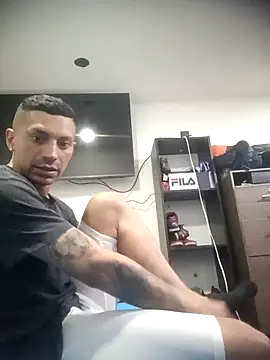 Snapshot of jeremiabello chatting on 10-26-25, 06:41 jeremiabello online show from 10-26-25, 06:41