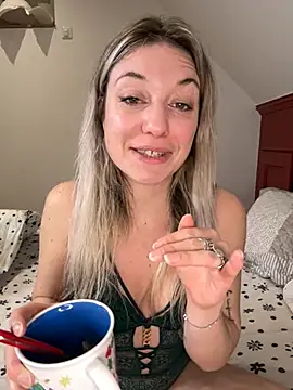 Snapshot of carlaaa chatting on 02-09-26, 09:08 carlaaa online show from 02-09-26, 09:08