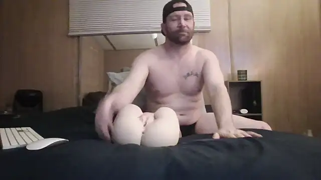 Edward LongCock online show from 05-03-26, 04:29