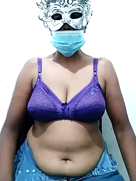 Snapshot of Amaaya_Baby chatting on 01-03-25, 08:32 Amaaya Baby online show from 01-03-25, 08:32