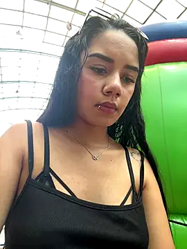  Luana online show from 11-04-25, 07:02