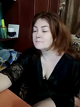 Snapshot of Madame-Butterfly chatting on 01-04-25, 12:48 Madame-Butterfly online show from 01-04-25, 12:48