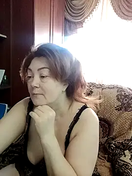 Snapshot of Madame-Butterfly chatting on 02-09-25, 03:32 Madame-Butterfly online show from 02-09-25, 03:32