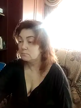 Snapshot of Madame-Butterfly chatting on 02-19-25, 09:17 Madame-Butterfly online show from 02-19-25, 09:17