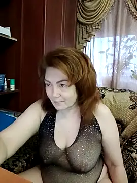 Snapshot of Madame-Butterfly chatting on 03-09-25, 01:35 Madame-Butterfly online show from 03-09-25, 01:35