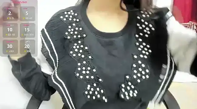 Snapshot of Reika_01 chatting on 02-12-25, 09:10 Reika 01 online show from 02-12-25, 09:10