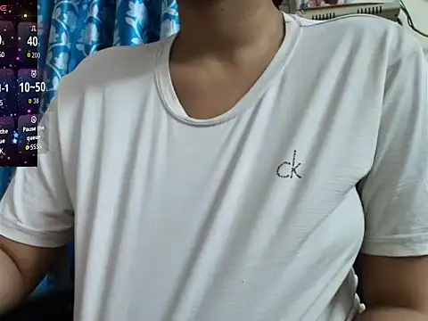 Reika 01 online show from 05-10-26, 11:43
