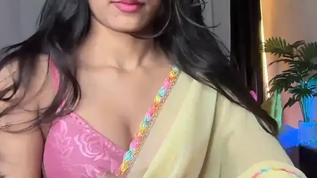 Snapshot of sexy_m23 chatting on 11-15-25, 06:26 sexy m23 online show from 11-15-25, 06:26