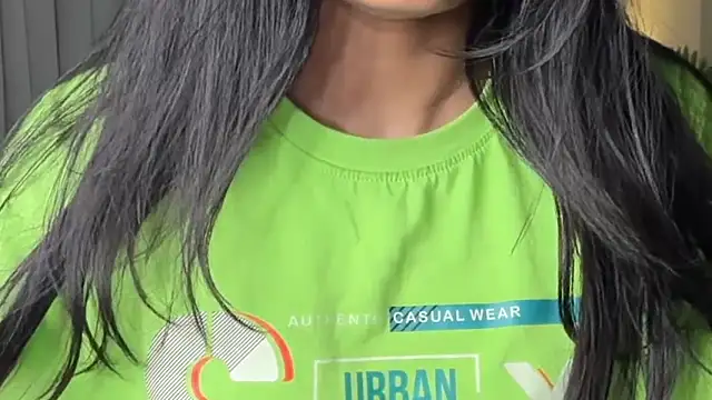 Snapshot of sexy_m23 chatting on 12-18-25, 11:22 sexy m23 online show from 12-18-25, 11:22