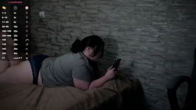 Snapshot of NicaMeow chatting on 03-12-25, 10:48 NicaMeow online show from 03-12-25, 10:48