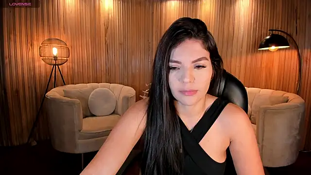 Snapshot of ValeriaRoldanX chatting on 09-30-25, 03:22 ValeriaRoldanX online show from 09-30-25, 03:22