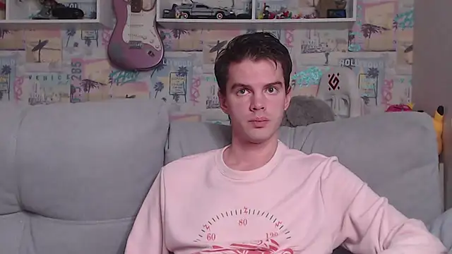 Snapshot of Mike_Burn chatting on 02-11-25, 11:32 Mike Burn online show from 02-11-25, 11:32