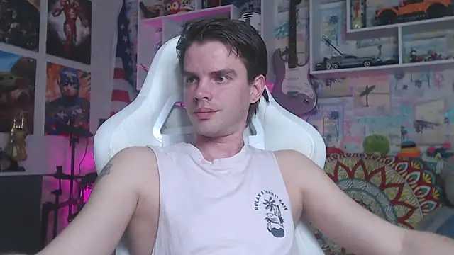 Snapshot of Mike_Burn chatting on 03-14-25, 01:46 Mike Burn online show from 03-14-25, 01:46