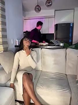 tiana nave online show from 04-06-26, 04:08