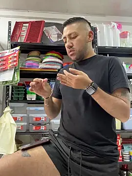 JuanZapata33 online show from 09-17-25, 02:52