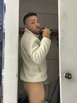 JuanZapata33 online show from 01-17-26, 11:30