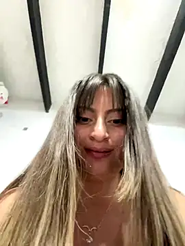 Snapshot of Victoria_starr chatting on 12-05-24, 01:03 Victoria starr online show from 12-05-24, 01:03