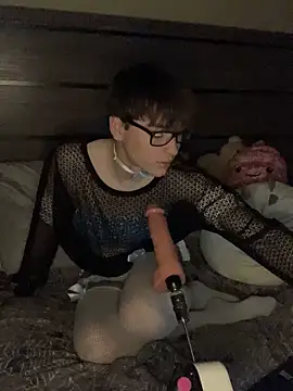 Snapshot of YourFavTwinkie chatting on 02-02-25, 07:52 YourFavTwinkie online show from 02-02-25, 07:52