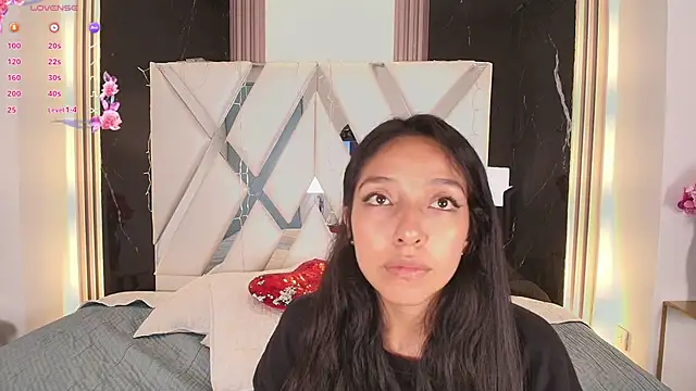 Valery wang online show from 03-22-25, 12:25