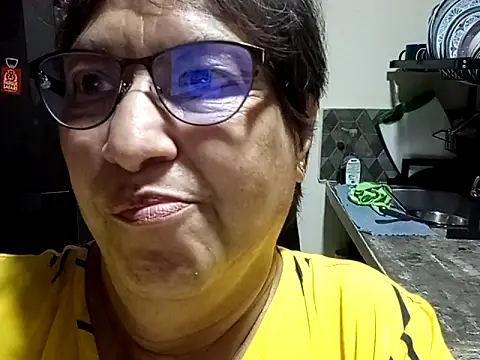 Snapshot of florecita69 chatting on 03-07-25, 07:49 florecita69 online show from 03-07-25, 07:49