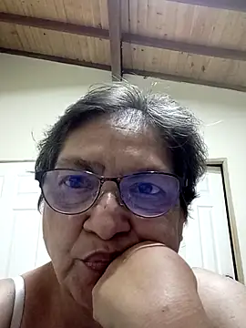 Snapshot of florecita69 chatting on 03-14-25, 03:26 florecita69 online show from 03-14-25, 03:26