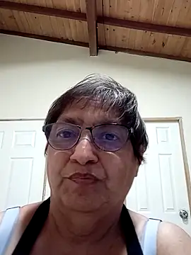 Snapshot of florecita69 chatting on 03-20-25, 02:08 florecita69 online show from 03-20-25, 02:08