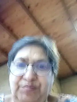 Snapshot of florecita69 chatting on 03-21-25, 11:01 florecita69 online show from 03-21-25, 11:01