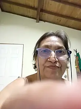 Snapshot of florecita69 chatting on 10-15-25, 02:22 florecita69 online show from 10-15-25, 02:22