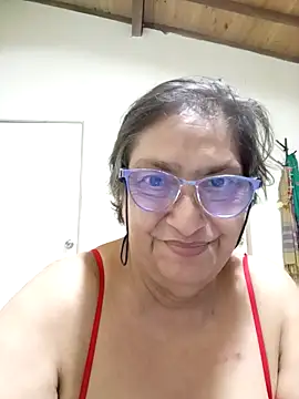 Snapshot of florecita69 chatting on 10-16-25, 02:34 florecita69 online show from 10-16-25, 02:34