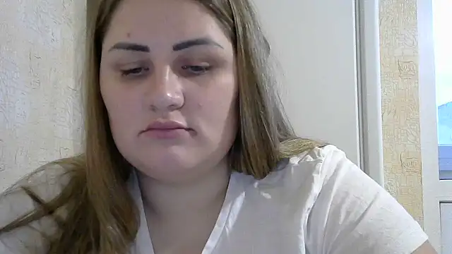 Snapshot of Honeydew-Waves chatting on 12-09-24, 06:12 Honeydew-Waves online show from 12-09-24, 06:12