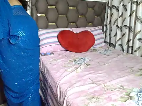 CUTE princess 143 online show from 12-03-25, 02:04