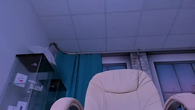 SinCityLiz online show from 04-08-26, 07:58