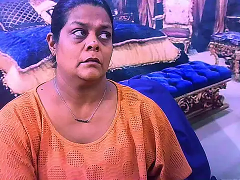 indianCherryPie online show from 02-19-26, 05:14