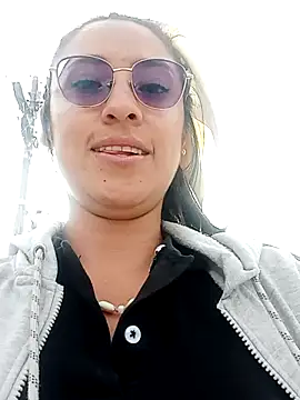 Snapshot of VALERY-03_ chatting on 12-13-24, 08:58 VALERY-03 online show from 12-13-24, 08:58